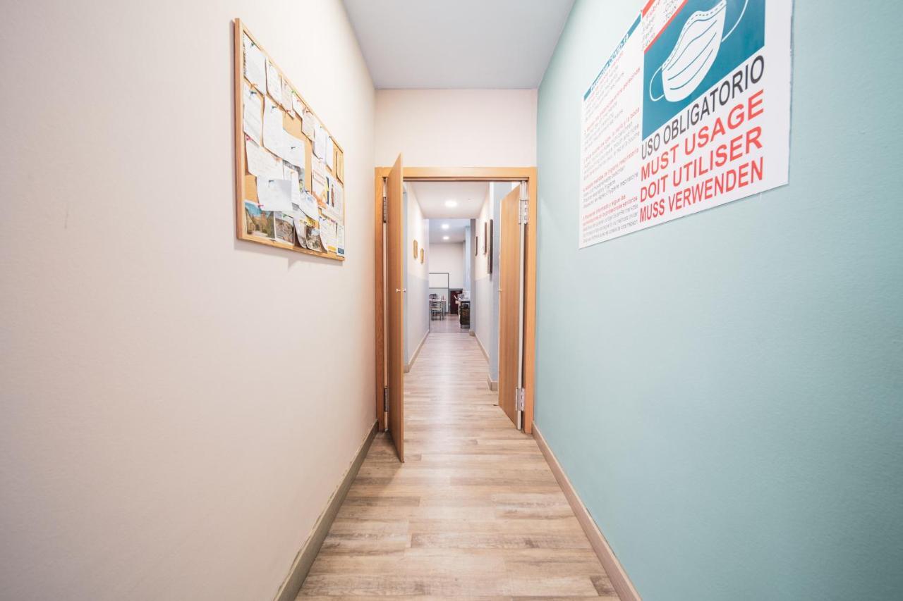 Albergue Barullo - Cubiculos - Literas - Habitaciones Саррия Екстериор снимка